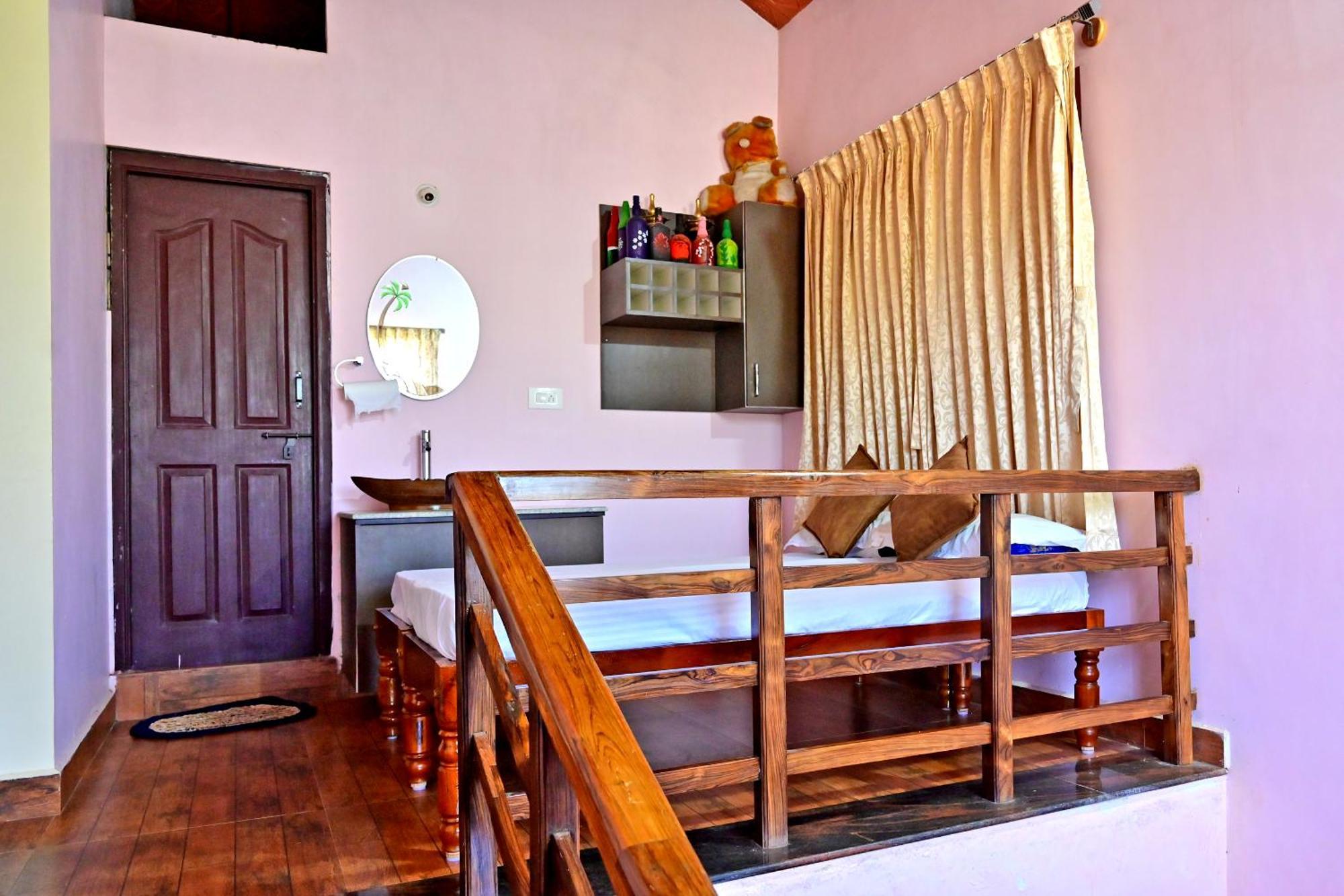 Hulihara Homestay - Full Villa, Coffee Estate & Balcony View Sakleshpur Exterior photo