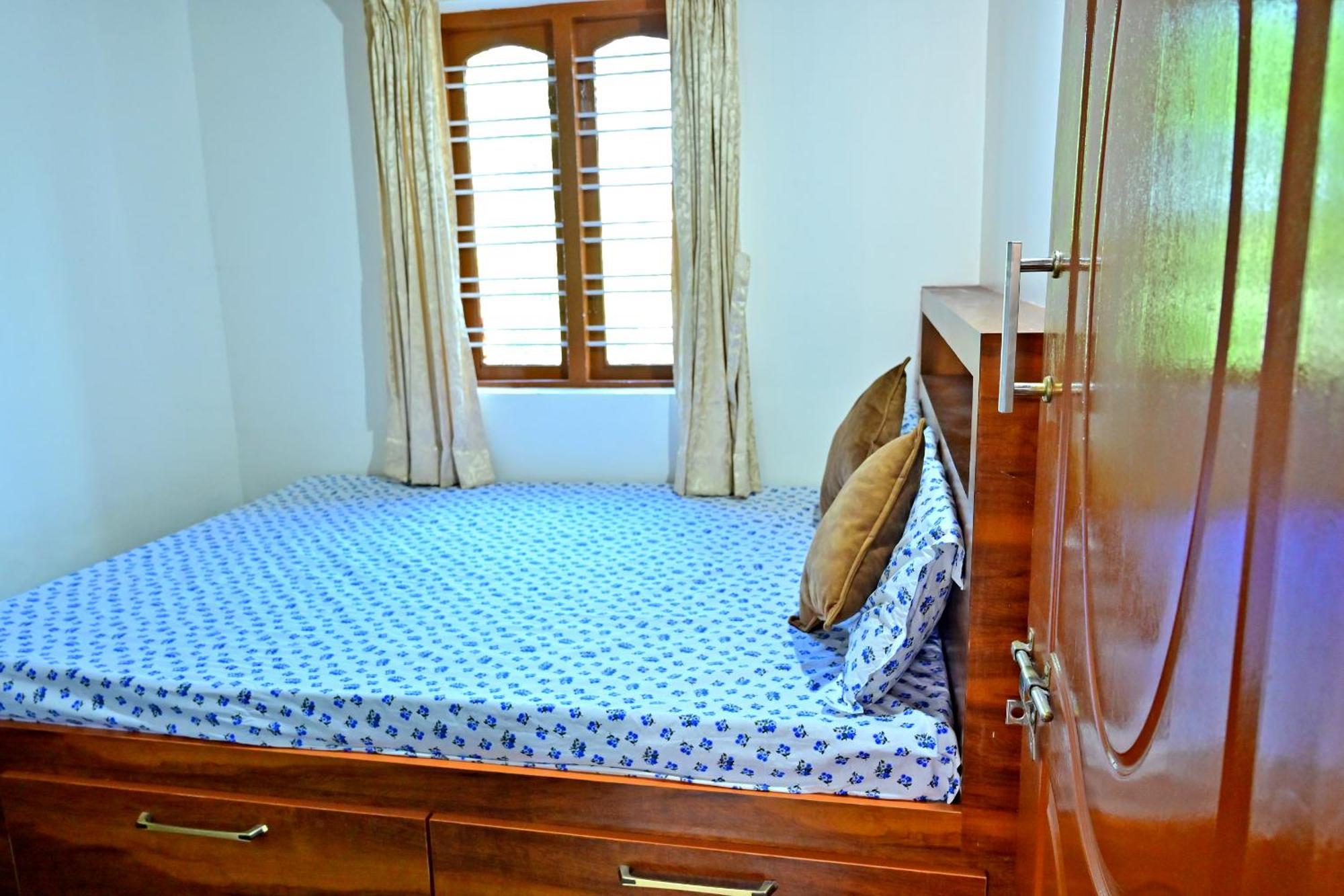 Hulihara Homestay - Full Villa, Coffee Estate & Balcony View Sakleshpur Exterior photo