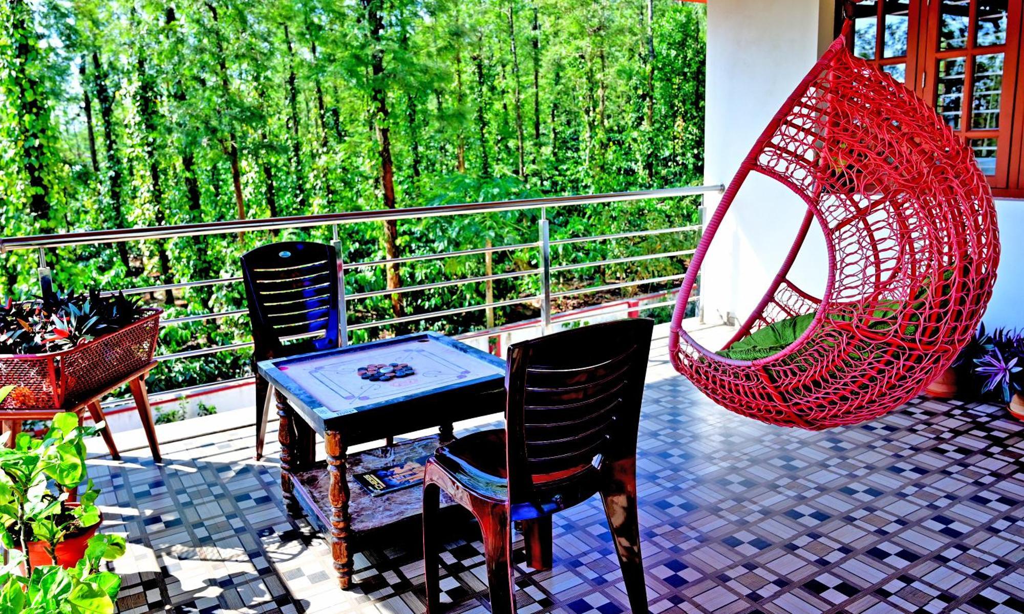 Hulihara Homestay - Full Villa, Coffee Estate & Balcony View Sakleshpur Exterior photo